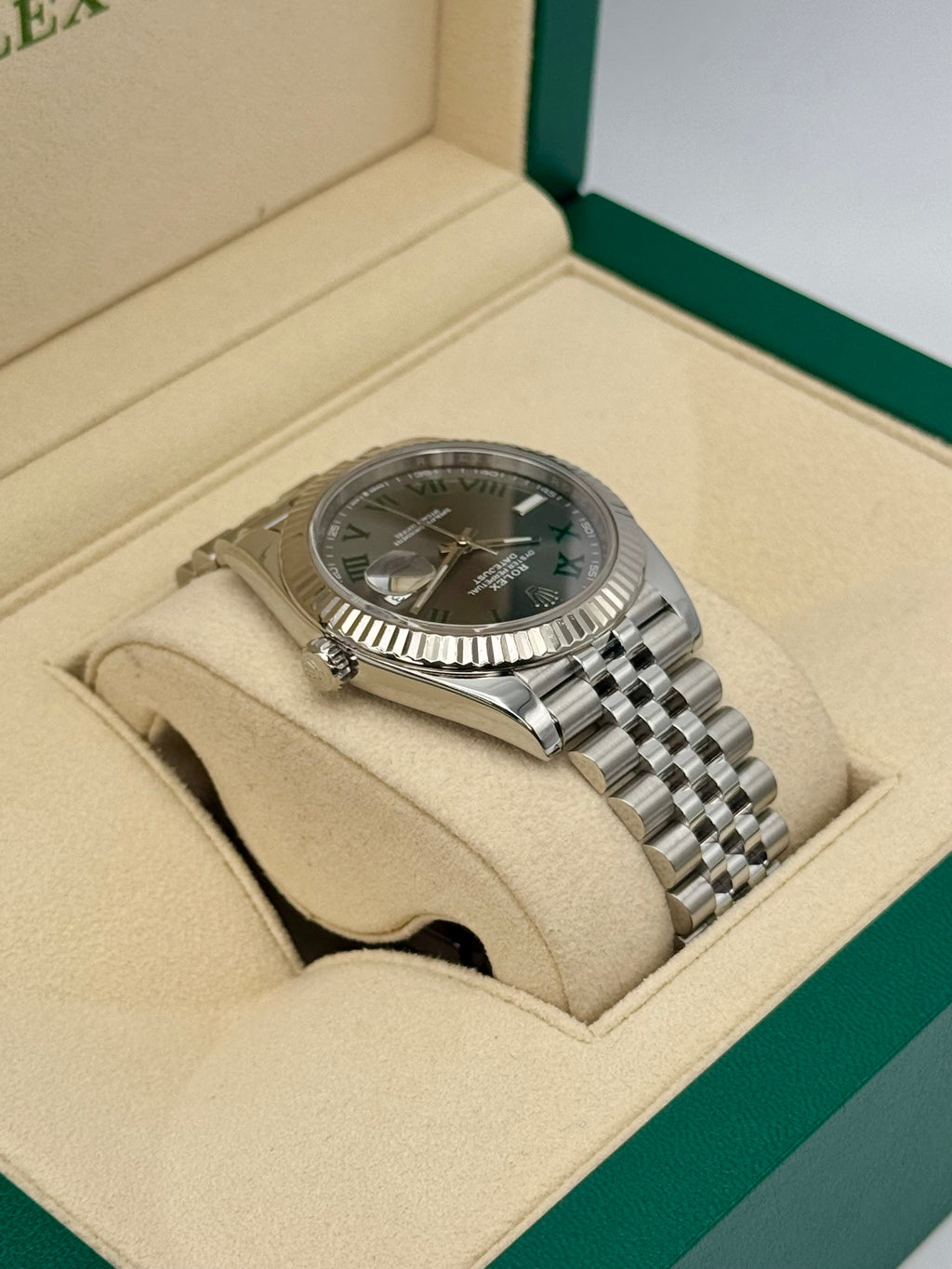 2020 Rolex Datejust 41mm 126334 Stainless Steel Jubilee Wimbledon Dial