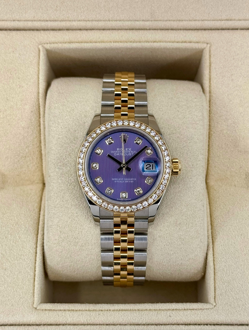 2018 Lady-Datejust 28mm 279383RBR Lavender Stripe Motif Diamond Dial