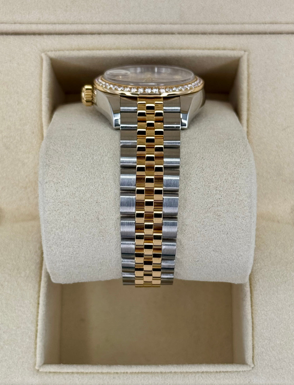 2018 Lady-Datejust 28mm 279383RBR Lavender Stripe Motif Diamond Dial