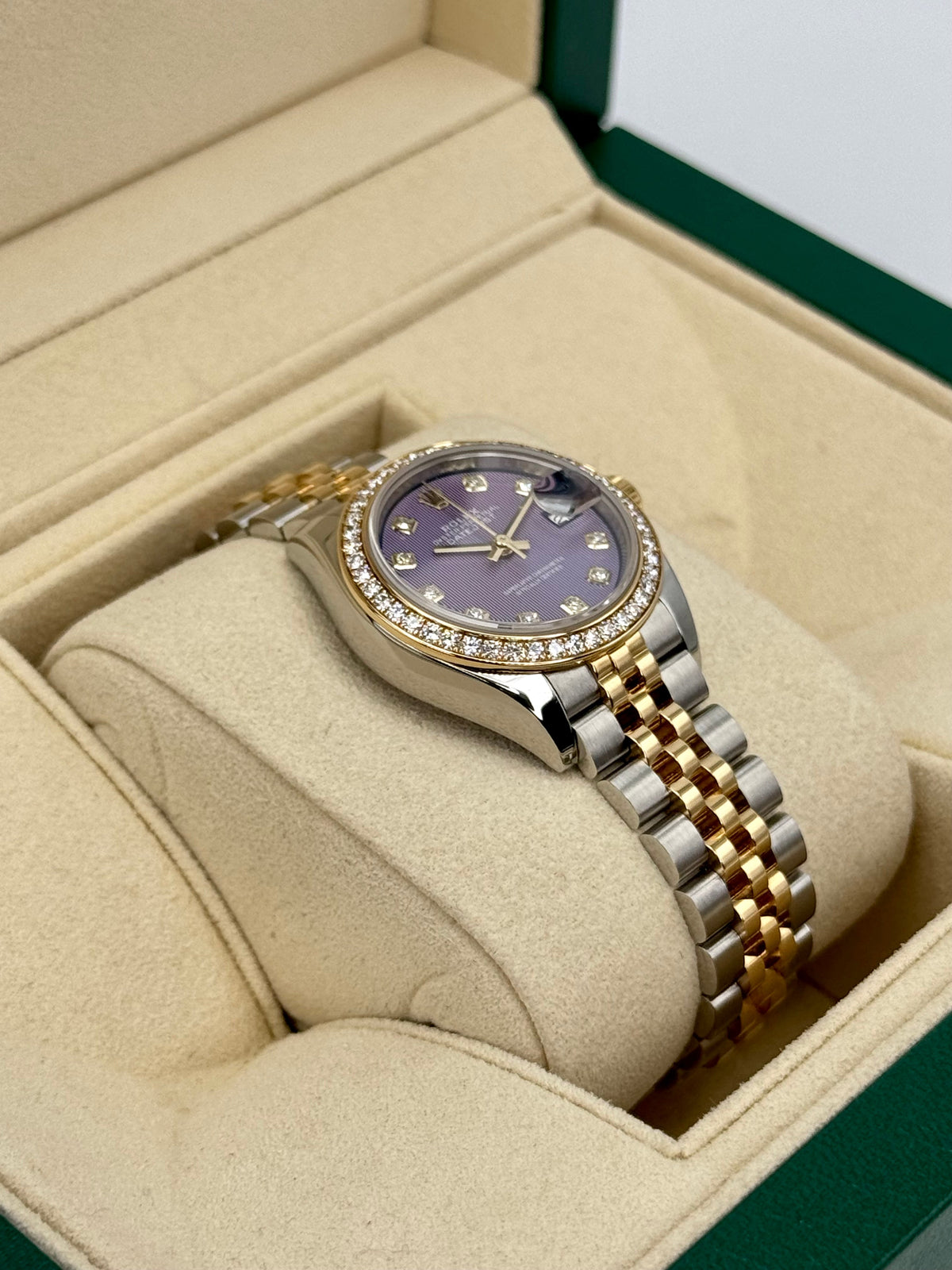 2018 Lady-Datejust 28mm 279383RBR Lavender Stripe Motif Diamond Dial