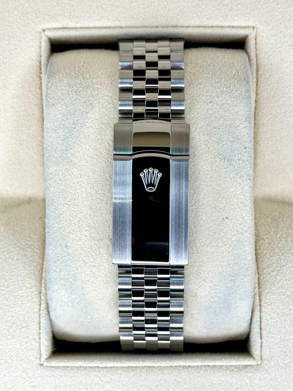 2024 Rolex Datejust 41mm 126300 Jubilee Green Dial