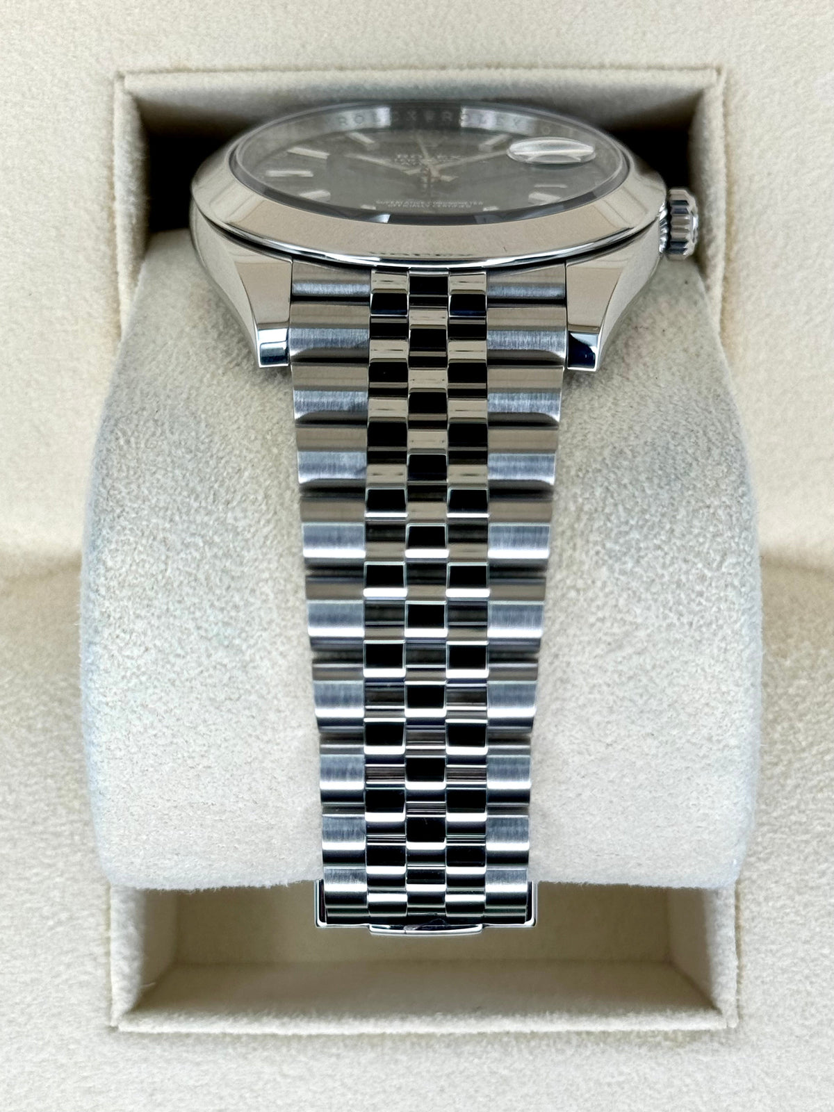 2024 Rolex Datejust 41mm 126300 Jubilee Green Dial