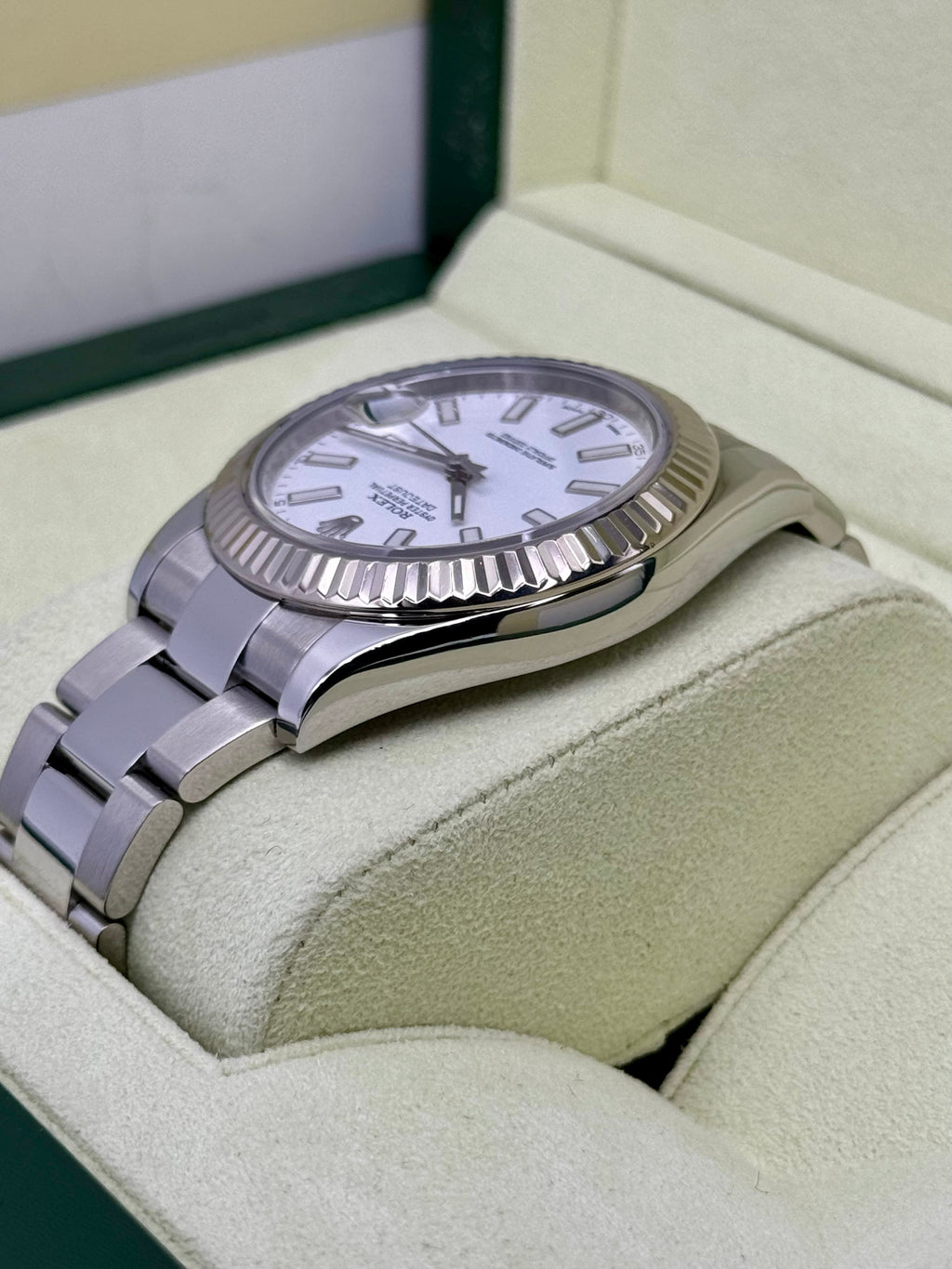 Rolex Datejust 41mm 116334 Stainless Steel Oyster White Dial
