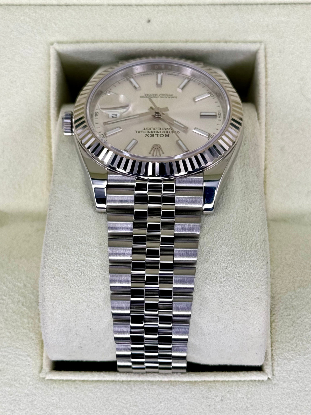 2017 Rolex Datejust 41mm 126334 Stainless Steel Jubilee Silver Dial