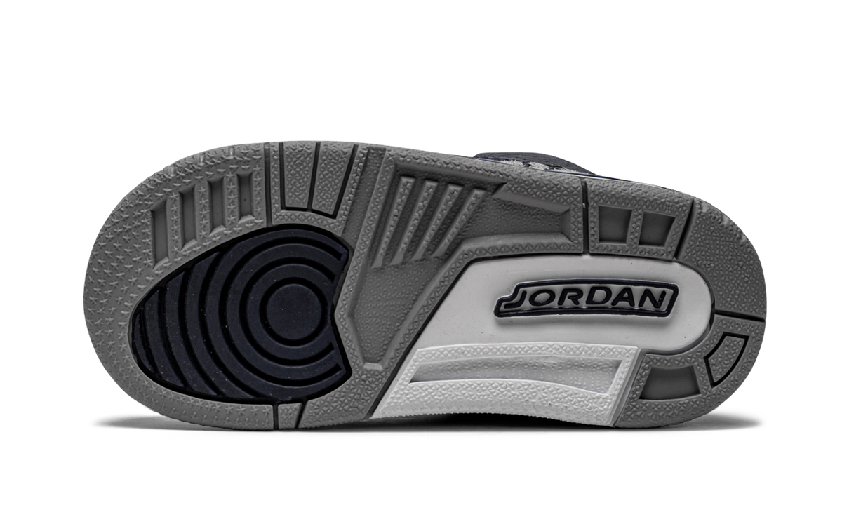 Air Jordan 3 Retro TD "Georgetown" 832033 401