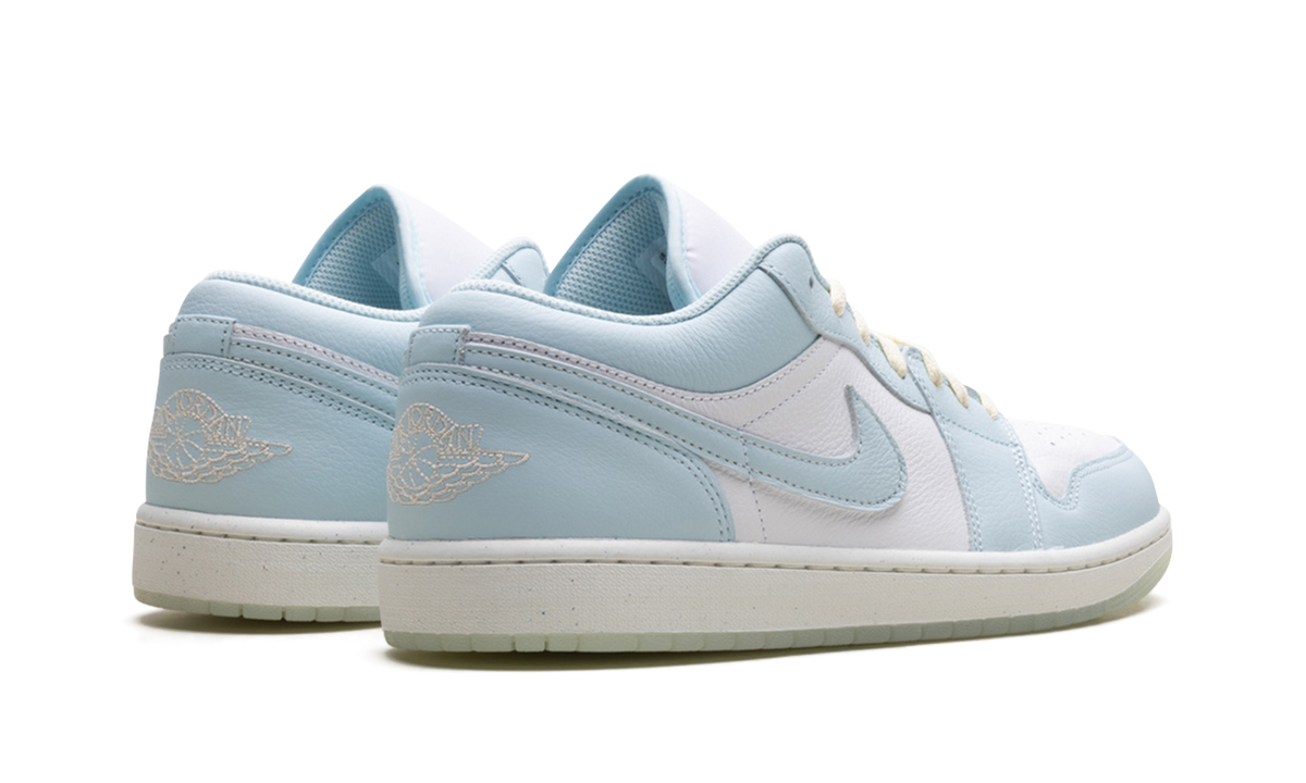 Jordan 1 Low SE "Glacier Blue Summit White" HJ5999 400