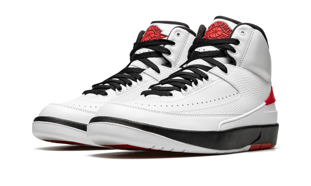 Air Jordan 2 Retro OG "Chicago 2022" DX2454 106
